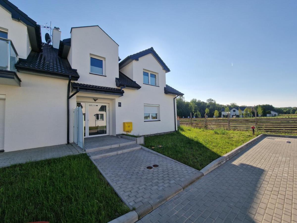 Apartamenty Malaga II Ujście-Darłowskie エクステリア 写真